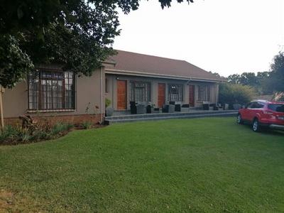 Guest House For Sale in Ermelo, Ermelo
