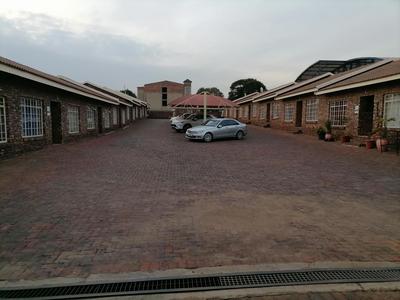 Complex For Sale in Ermelo, Ermelo